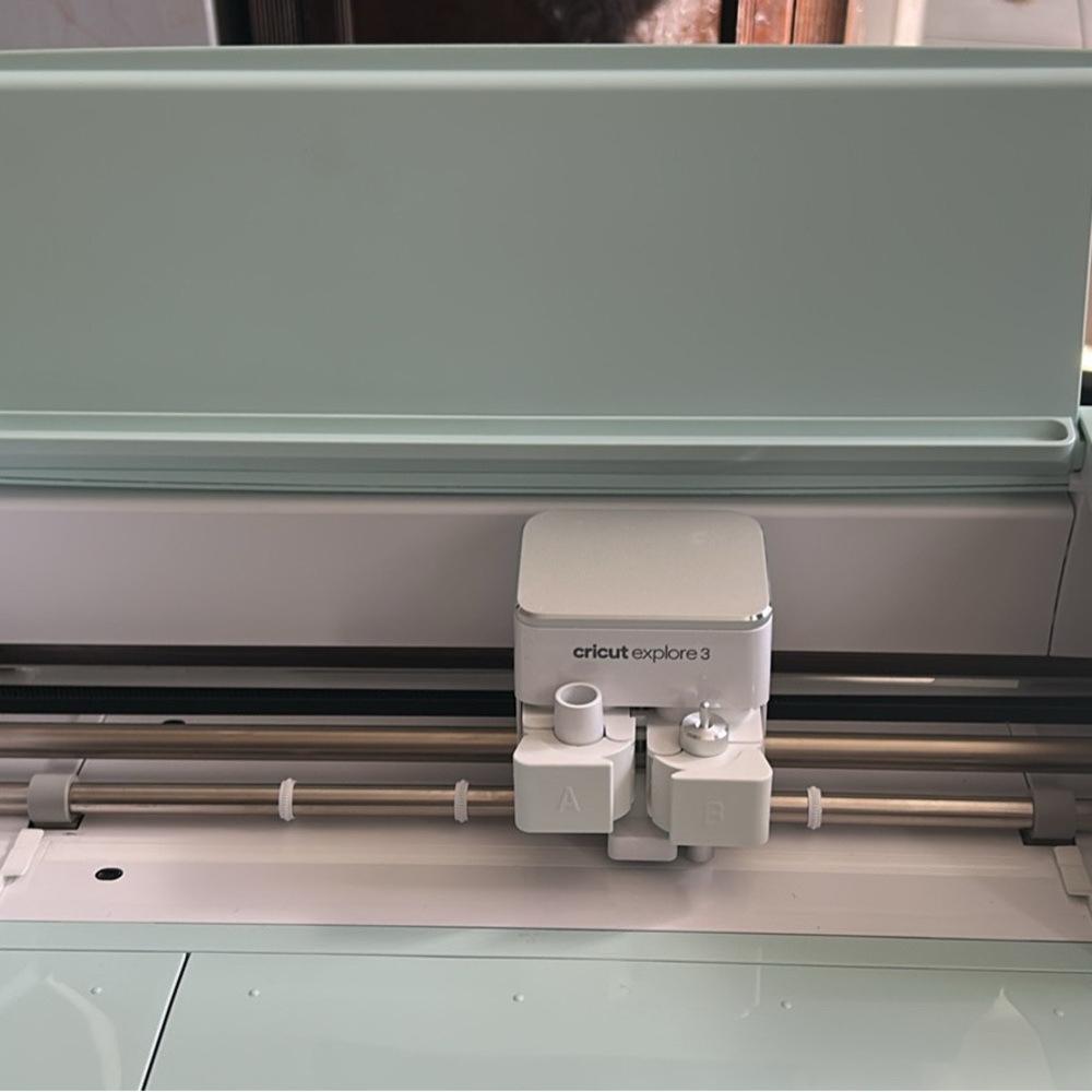 Cricut Explore 3 in Mint and Gray